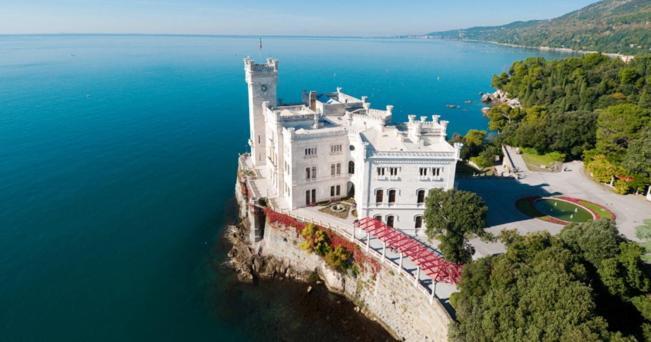 Casa Bianchera Monfalcone Bagian luar foto